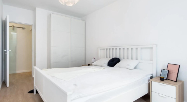 Cosy Two Bedroom Apartment With Stunning City View, Varaa Huoneisto Hotellit Pommeri pysäköinnillä, Pysäköinti