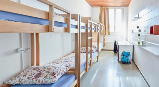 Кровать в общем номере Ostello Montebello - Bellinzona Youth Hostel