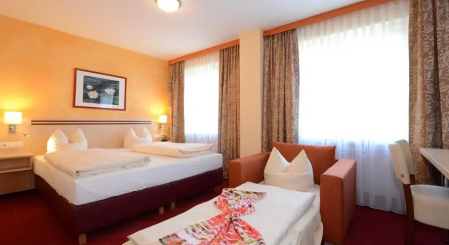 Трёхместный номер Standard Hotel Apollo