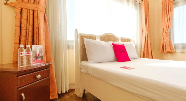 Двухместный номер Standard RedDoorz Plus @ Seaborne Hotel Subic Zambales