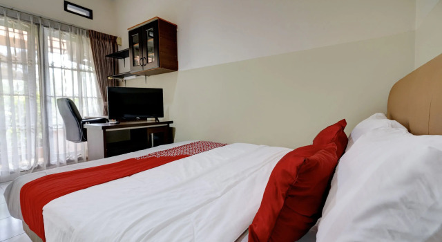 Deluxe Doppel Zimmer OYO 93358 Sukamulya Homestay