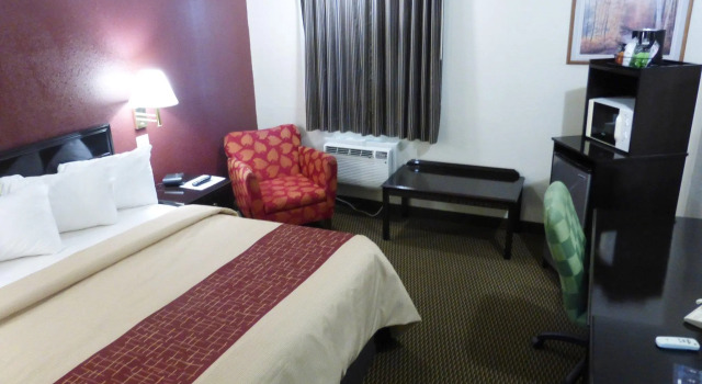 Номер Deluxe Red Roof Inn & Suites Piqua - I-75