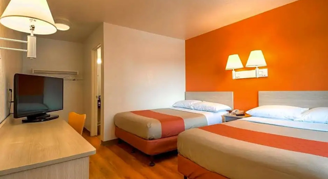 Номер Deluxe Motel 6-Westminster, CA - South - Long Beach Area
