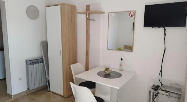 Студия Ivana Apartment