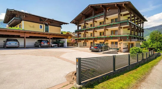 Апартаменты Haus Voglreiter - inkl Sommerkarte, zentrale und ruhige Lage, Garten mit Spielplatz