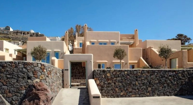 Voreina Gallery Suites