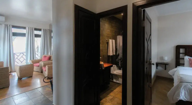 Люкс Luxury c 1 комнатой с балконом и с видом на море Hotel Palma Royale