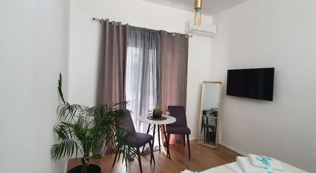 Студия Economy Happy Apartments