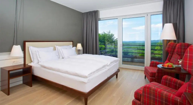 Berghotel Tulbingerkogel, The Originals Relais, Prenota Hotel Mauerbach Bosco Viennese