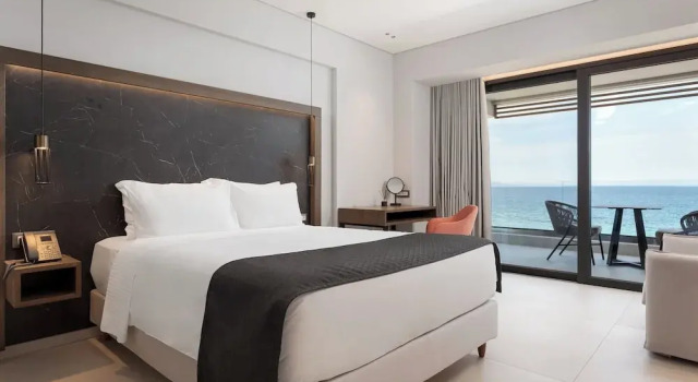 Номер Comfort с балконом и с видом на море Avant Blue Boutique Hotel