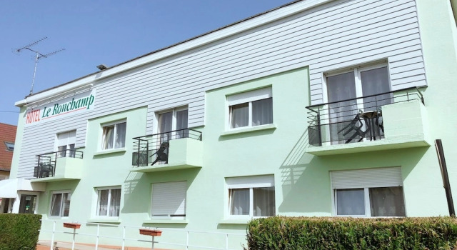 Le Ronchamp, Boek Hotel Hotels in Franche-Comte met parkeren, Parkeren