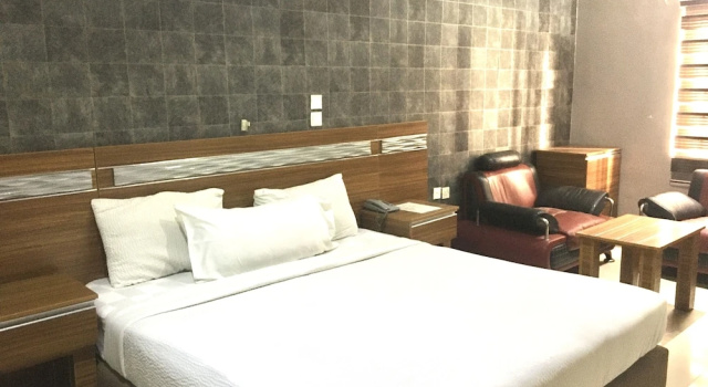 Zaaz Hotel, Book Hotel Ikeja 