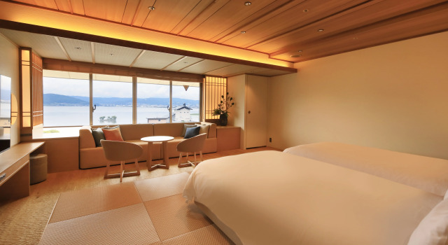Hamanoyu, Boek Hotel Suwa 