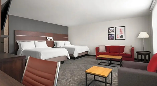 Четырёхместный люкс Holiday Inn - Cincinnati - Liberty Way by IHG