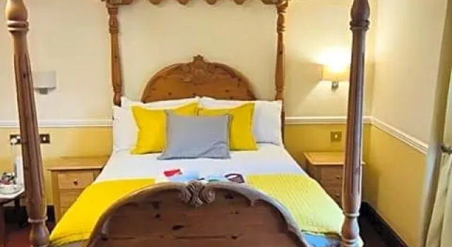 Номер Standard Crown & Cushion Hotel