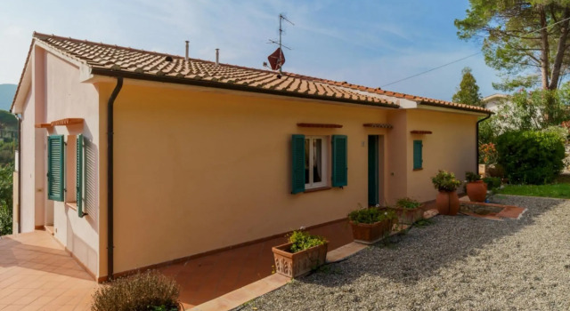 Baia Blu 3 one-bedroom apartment with sea view close to the beach of Forno-BAIA BLU N°3, Book Apartment Portoferraio Elba