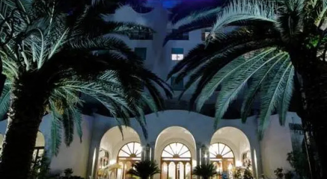 Люкс с панорамным видом Grand Hotel Excelsior