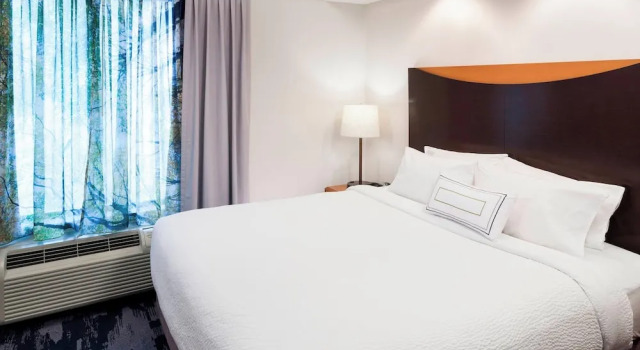 Двухместный люкс Fairfield by Marriott Inn & Suites Wilmington Wrightsville Beach