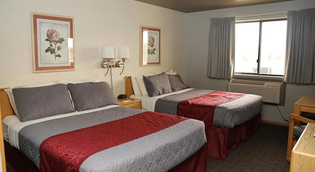 Rocker Inn, Book Hotel Fairmont Hot Springs Montana
