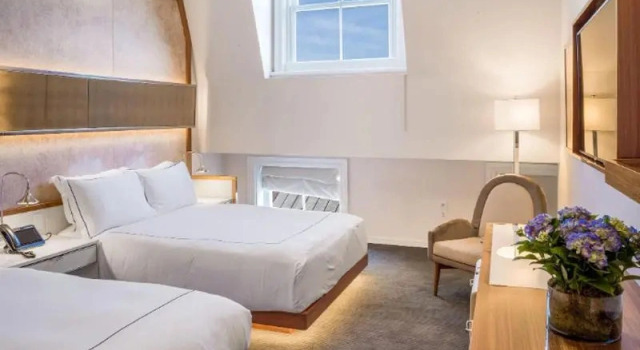 Четырёхместный номер Standard 33 Hotel, New York City, Seaport