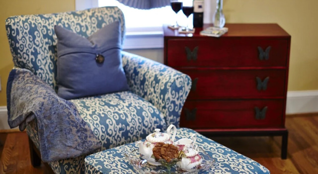 1501 Linden Manor Bed and Breakfast, Забронировать Отель «постель и завтрак» Нэшвилл Теннесси, рядом с Belmont Mansion