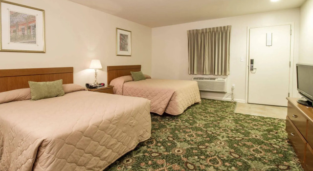 Crescent Palms Motel New Orleans, Забронировать Мотель Мотели Луизиана, Мотель