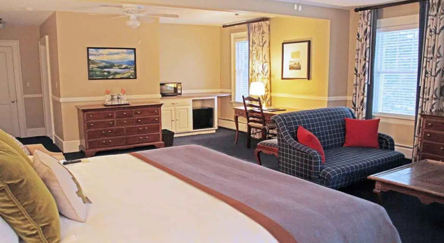Номер Premier Omni Bretton Arms Inn at Mount Washington Resort