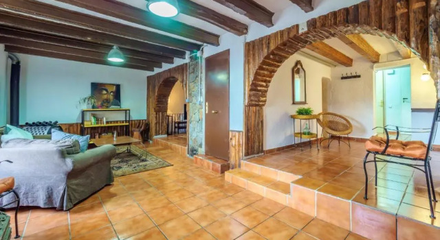 House With 5 Bedrooms in Can Trabal, With Wonderful Mountain View, Enclosed Garden and Wifi - 16 km From the Beach, Reserva ahora Hotel Can Trabal Cataluña