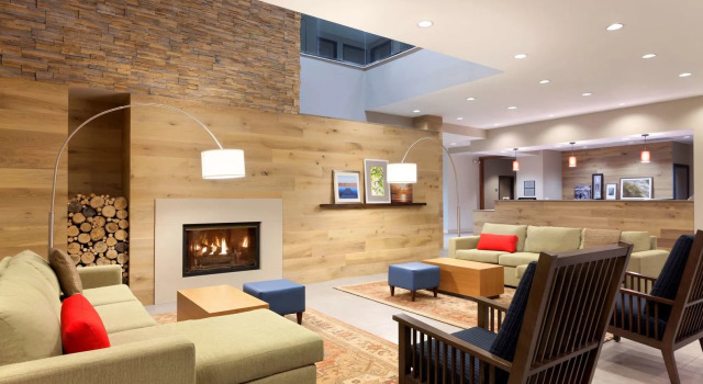 Country Inn & Suites by Radisson, Bloomington at Mall of America, MN