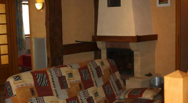 Gîte paisible à 650m dalt., nature, cheminée, 3 ch. près de Remiremont & Plombières, terrasse, grand terrain - FR-1-589-50, Забронировать Отель Ремирмон Вогезы