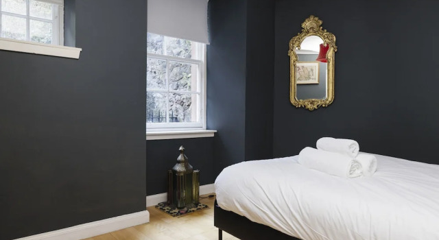 JOIVY Castle Hideaway, Забронировать Отель Эдинбург Midlothian, рядом с Национальный музей Шотландии