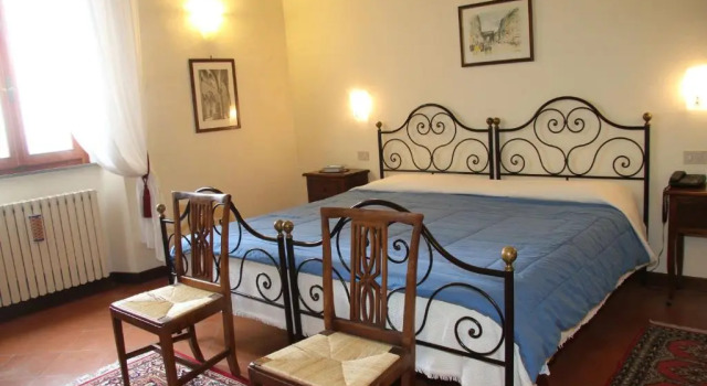 Номер Standard B&B LAgnolo Di Caroti Cinzia