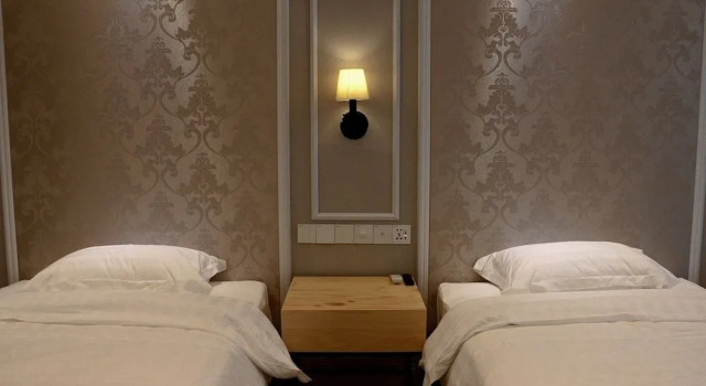 Solo Hotel Shuanglong Store, Rezerwuj Hotel Hotele w Shenzhen z parkingiem, Parking