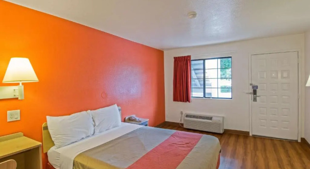 Двухместный номер Standard Motel 6-Redding, CA - South