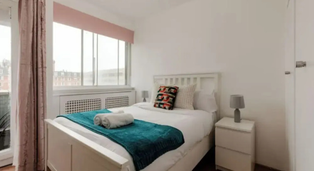 Апартаменты с 2 комнатами с видом на город Luxurious London Apartment with City Views