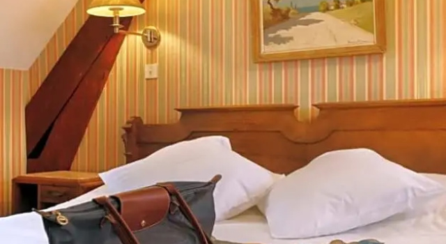 Семейный люкс с 2 комнатами Hotel De Gramont