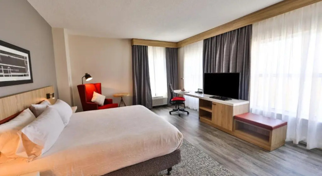 Двухместный номер Mobility/Hearing Accessible with Bathtub Hilton Garden Inn Savannah Historic District