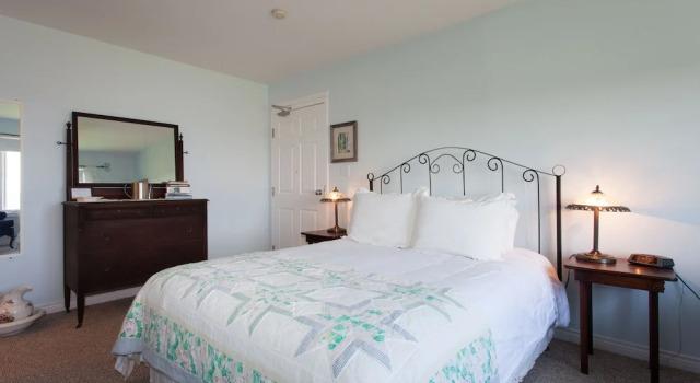 Johnson Shore Inn, Réserver Maison d'hôtes Little Pond 