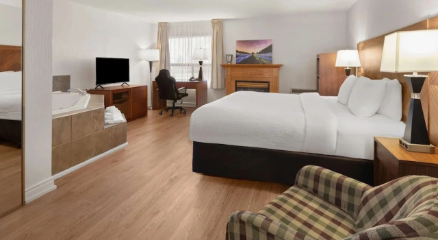 Люкс Ramada by Wyndham Arnprior
