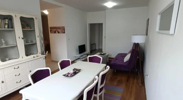 Splendid Two Bedroom Apartment Anastas Mitrev 25