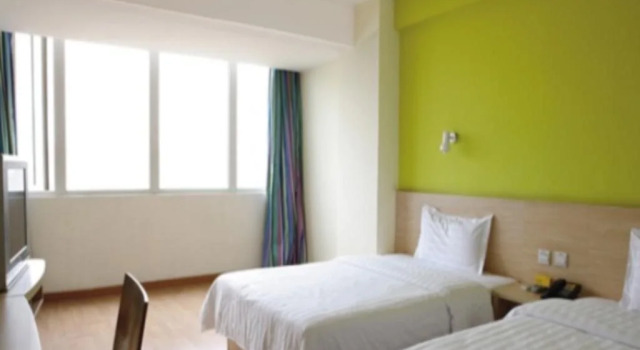 7 Days Inn Shunde Daliang Walking Street Branch, Boek Hotel Hotels in Guangdong met parkeren, Parkeren