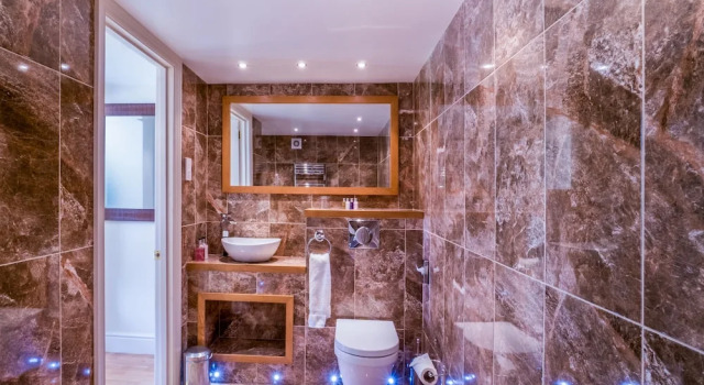 Westwood Guest House - Room Only, Забронировать Гостевой дом Гостевые дома Лайм-Риджис, рядом с Пляж Монмут, Гостевой дом
