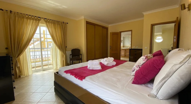 Pêra Amazing Villa With Pool by Homing