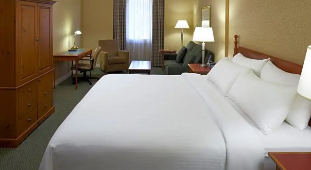 Номер Deluxe The Barrington Hotel