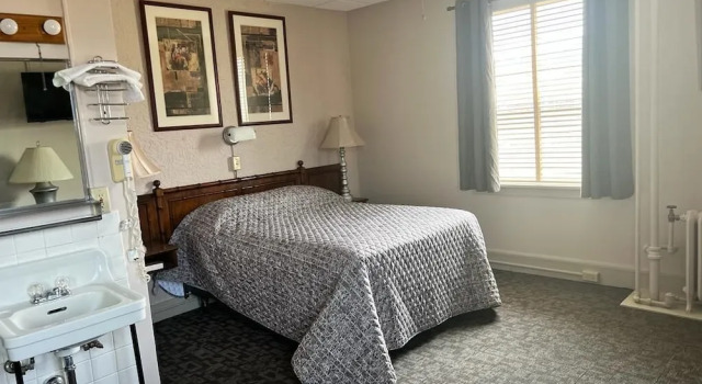 Номер Standard Canfield Hotel