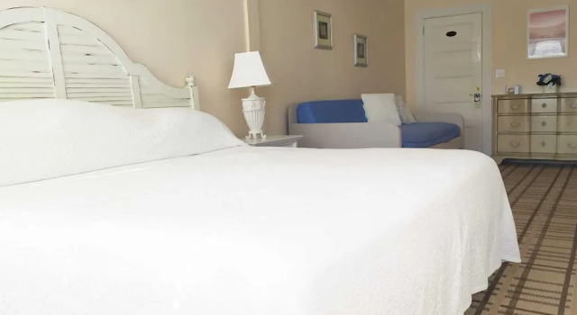 Трёхместный номер Standard с частичным видом на море By The Sea Guests Bed & Breakfast and Suites