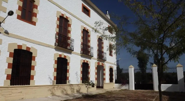 Коттедж с 5 комнатами Casa Rural Cortijo Salido Bajo