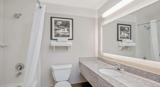 Четырёхместный номер Standard La Quinta by Wyndham Modesto Salida