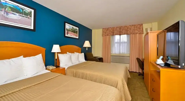Двухместный номер для гостей с ограниченными возможностями Midtown Convention Center Hotel