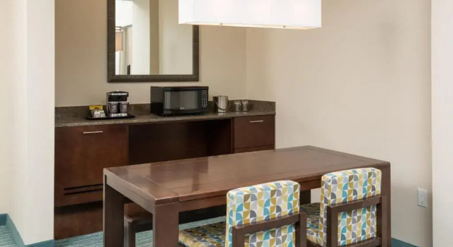 Люкс DoubleTree by Hilton Miami Doral